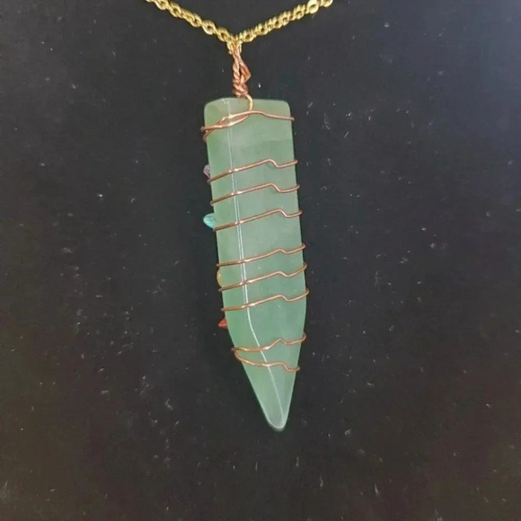 Large Green Aventurine Wire Wrapped Chakra Necklace - Picture 4 of 5